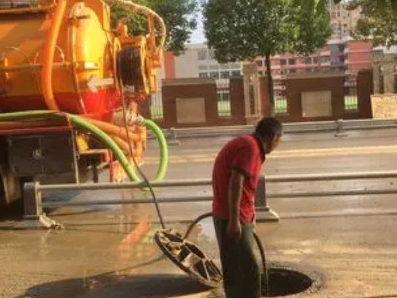 余姚 如意环卫吸粪车 清理化粪池 各种管道
